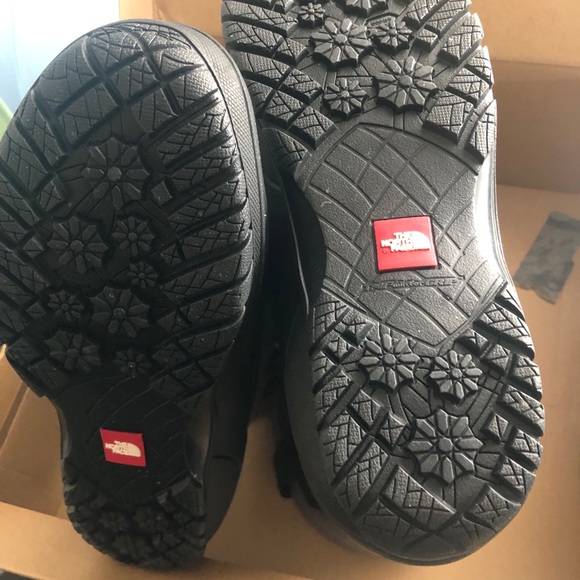 Brand new North face Shellista III Winter boots - Picture 6 of 7